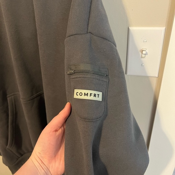 Comfrt Travel Essentials Steel Gray Hoodie - Picture 10 of 14